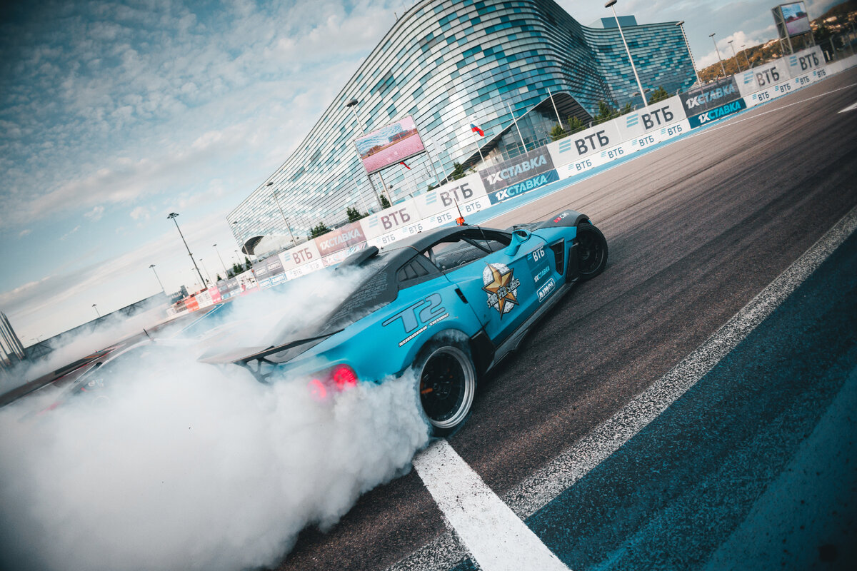 Чарльз НГ на Flanker F. Сочи Автодром.