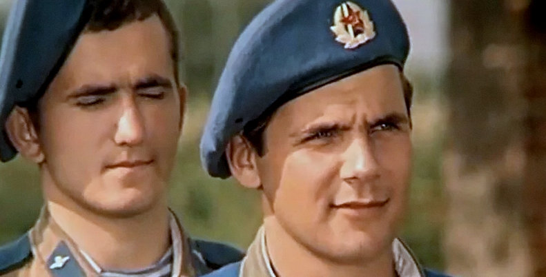 кадр из фильма «Голубые молнии»