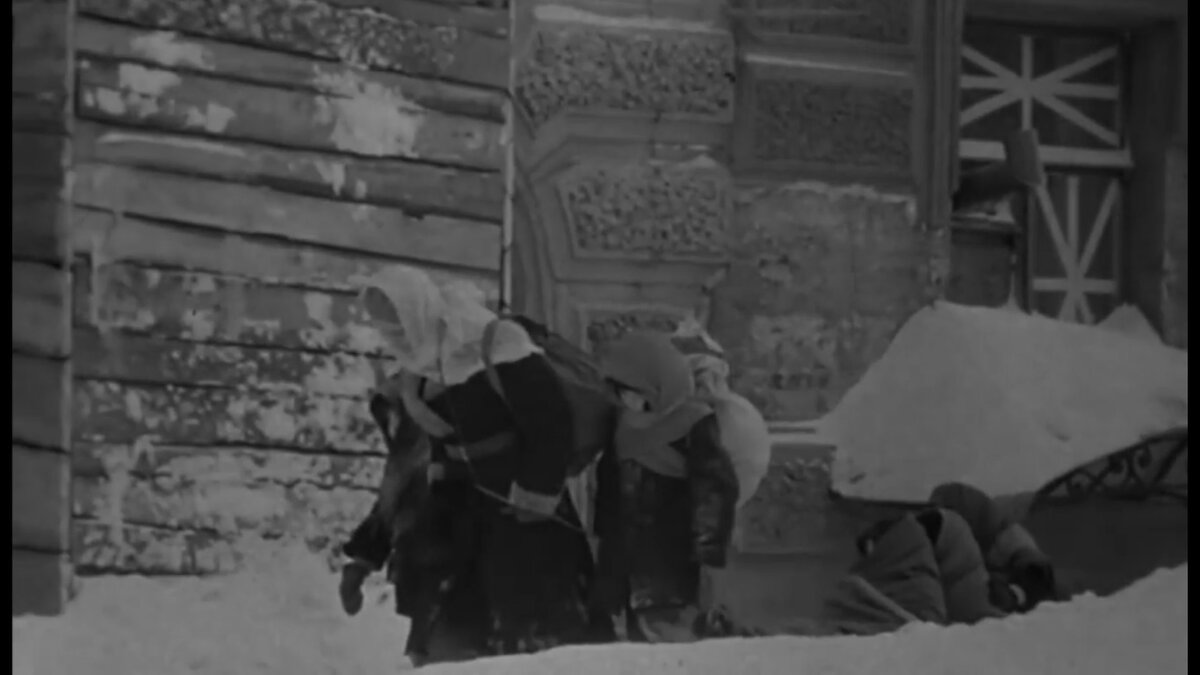 Кадры из фильма "Ленинградцы - дети мои"