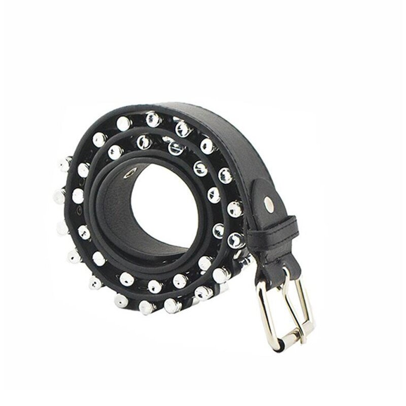 Ремень с заклепками