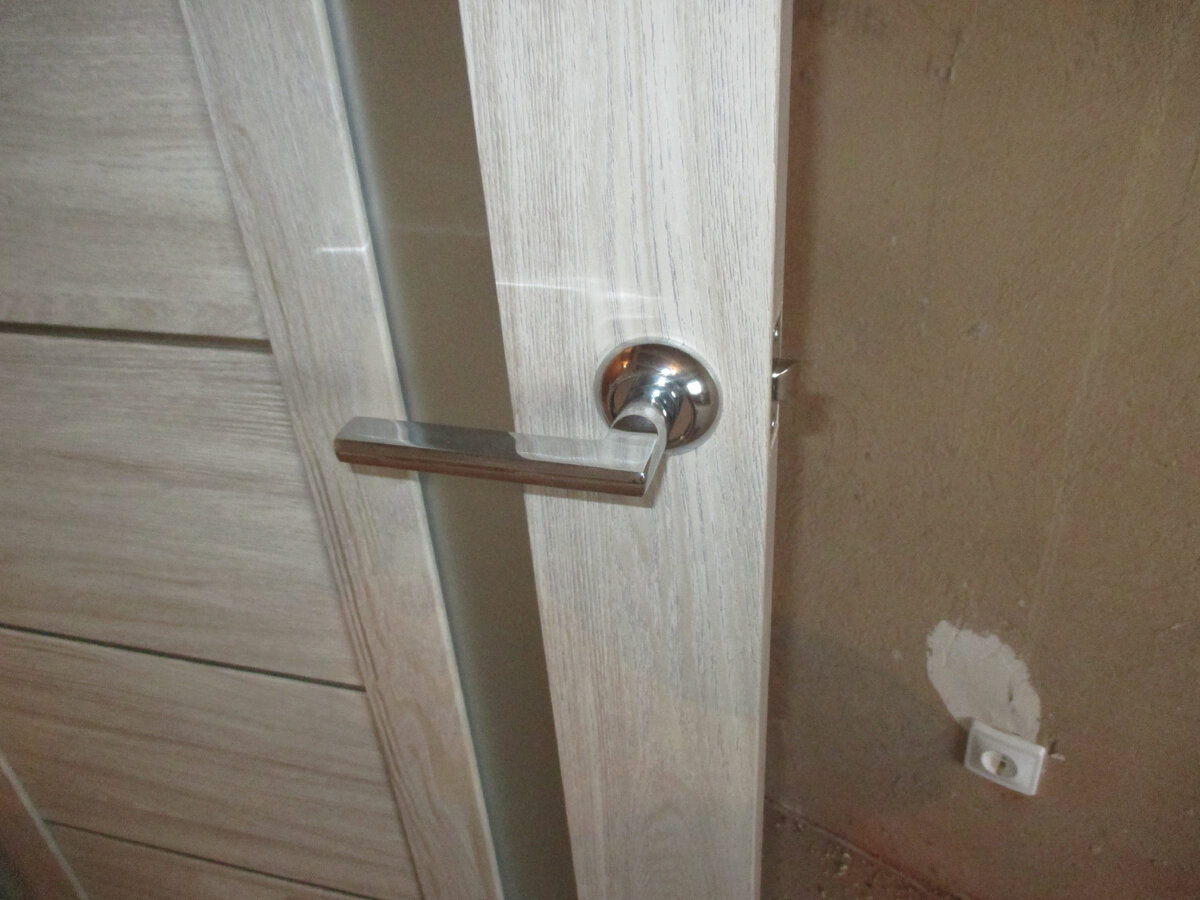 Установка дверных ручек в Волгограде — 12 монтажников дверей, 13 отзывов на Профи