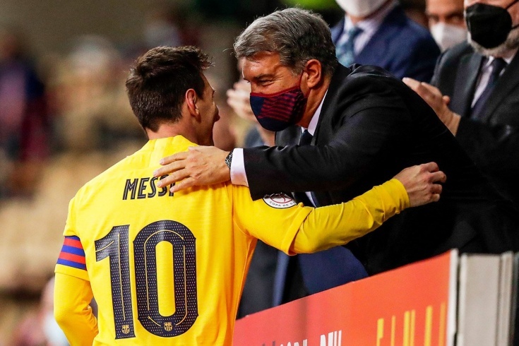 Фото-материалы взяты с источника https://www.championat.com/football/news-4424967-prezident-barselony-podtverdil-perehod-messi-v-pszh.html