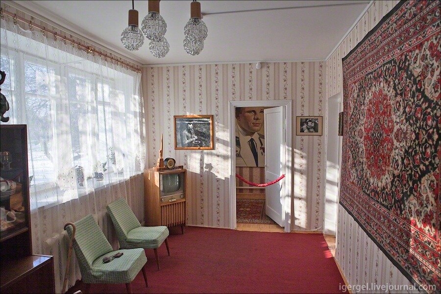 Источник: https://ic.pics.livejournal.com/igergel/21729444/420229/420229_original.jpg