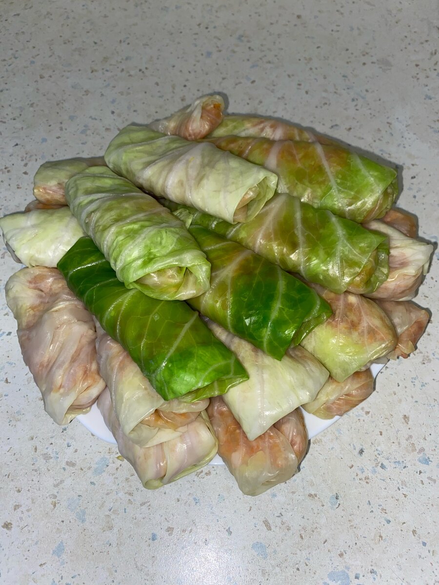 Ингредиенты по рецепту: «Голубцы с фаршем и рисом в капустных листьях»