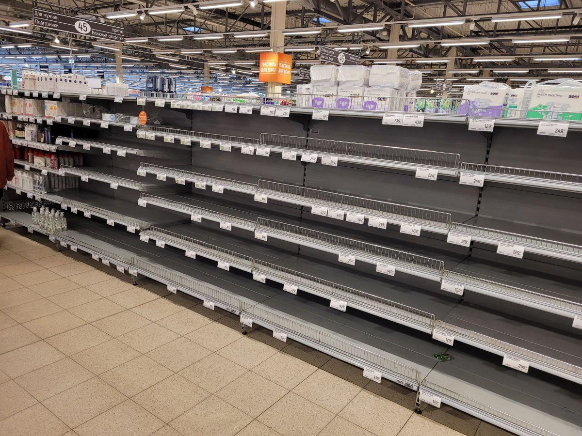 Пустые полки, город Королёв