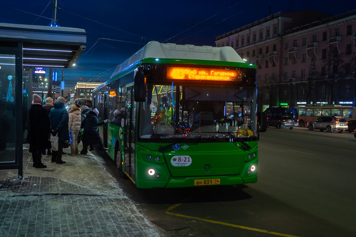 Шесть маршрутов продлят на одну остановку