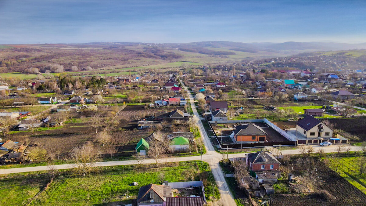 Село Молдаванское. Вид с высоты птичьего полета. 