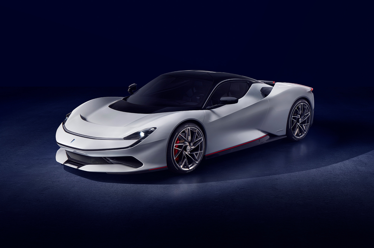 https://img5.goodfon.com/original/8688x5792/0/af/pininfarina-battista-2019-superkar-4.jpg