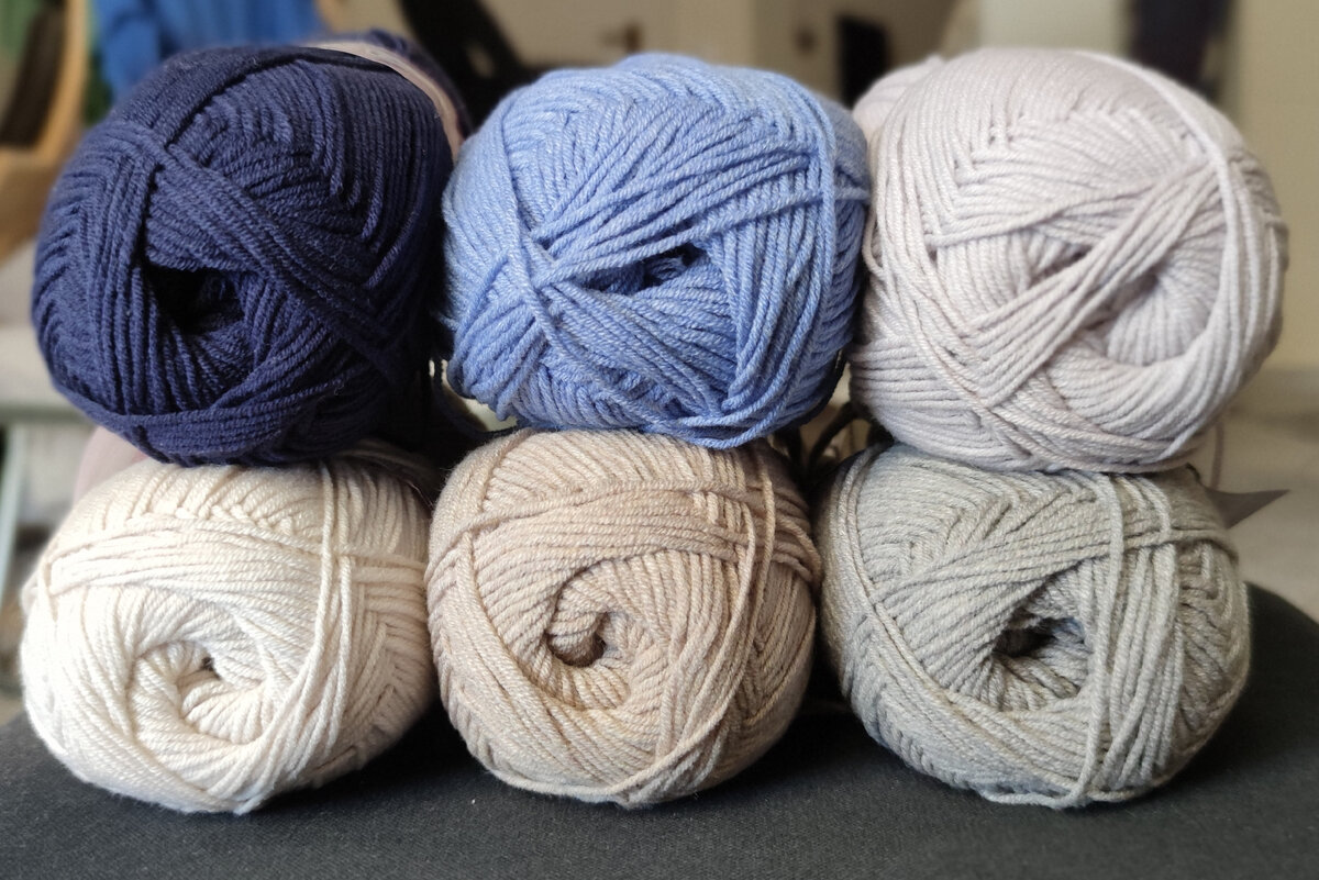 Шесть оттенков, включая однотонные и меланжевые