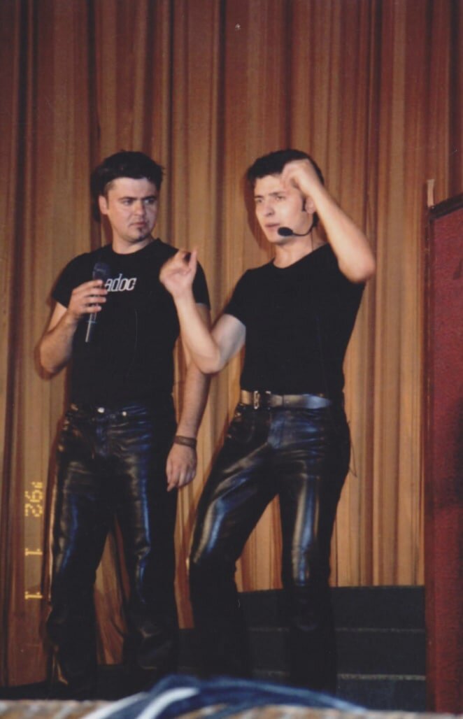 Владимир Зеленский выступает в КВН, 90-е годы.