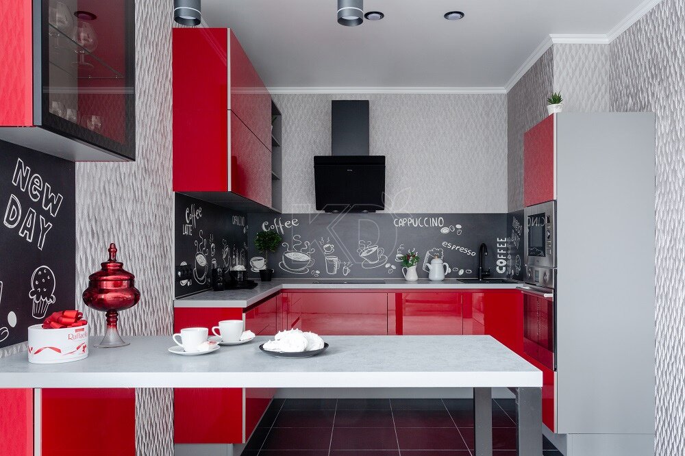 Красные кухни для творческих, ярких натур!