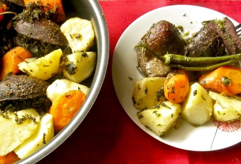 Арабский Тохаль Макши из бараньей селезенки.