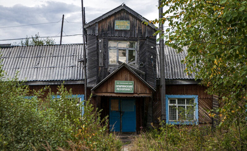 Здание ДСП в Опарино