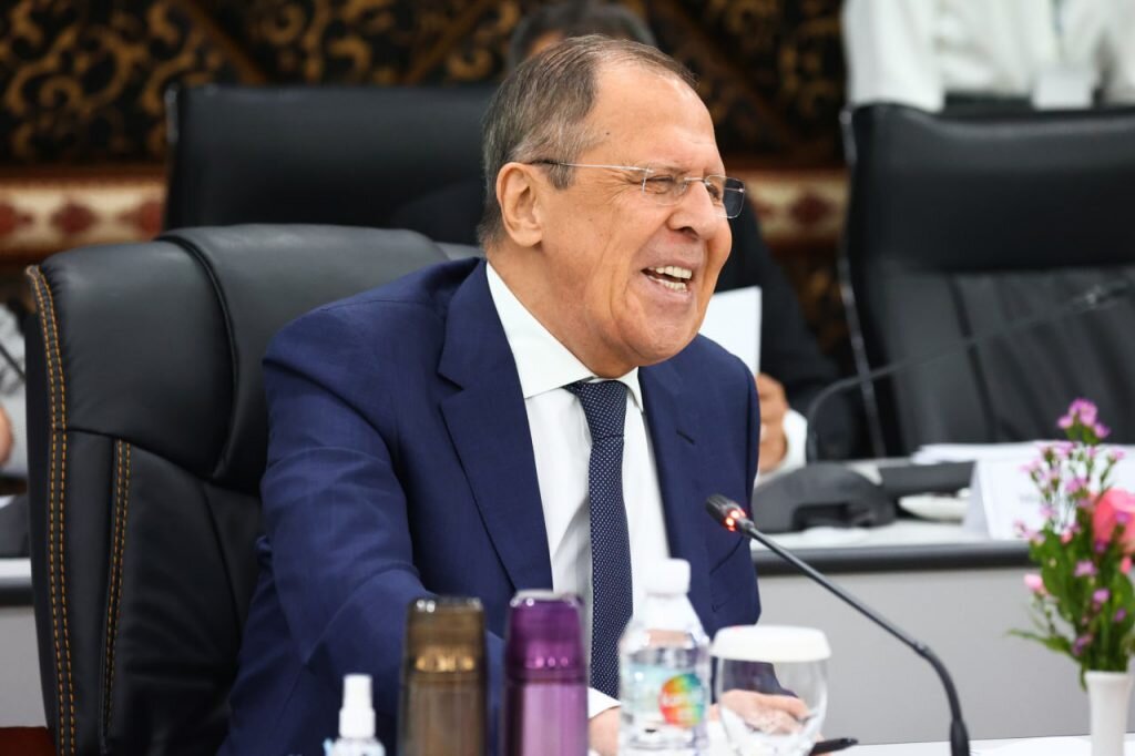   Глава МИД РФ — Сергей Лавров Денис Мартынов