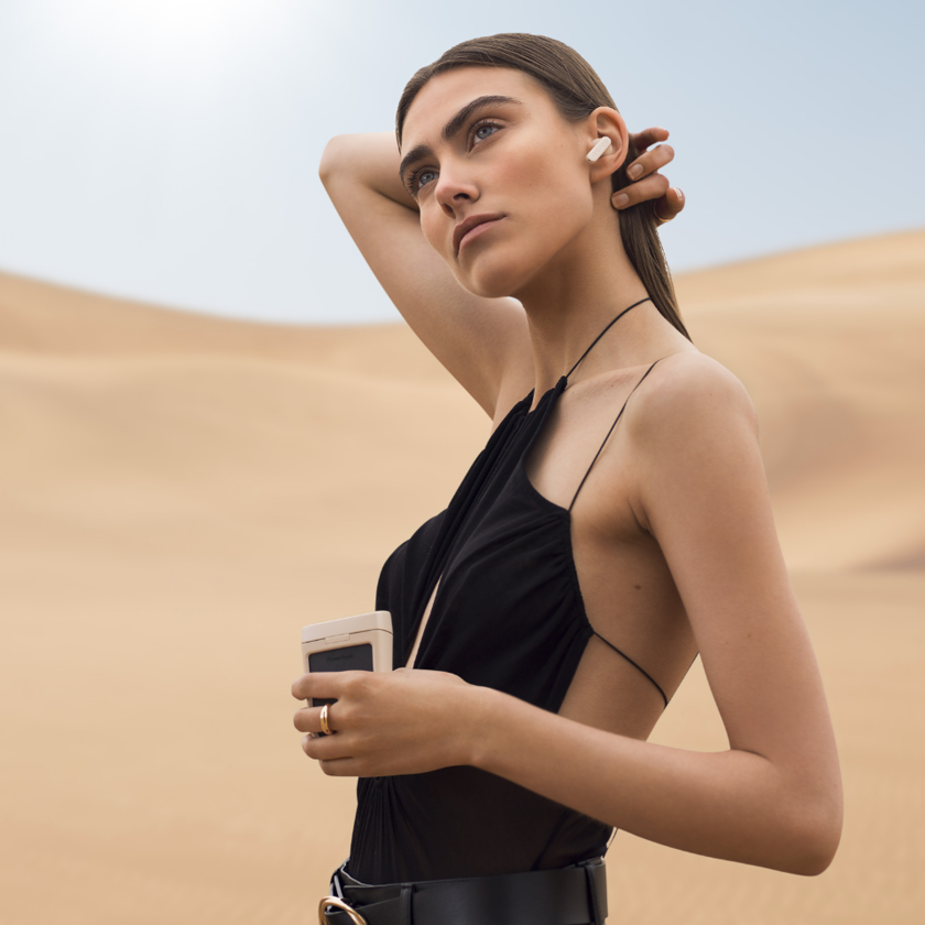    Будет белая и черная версии Urbanista Phoenix. Фото: Urbanista