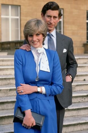 Принц Чарльз и Диана после объявления о помолвке