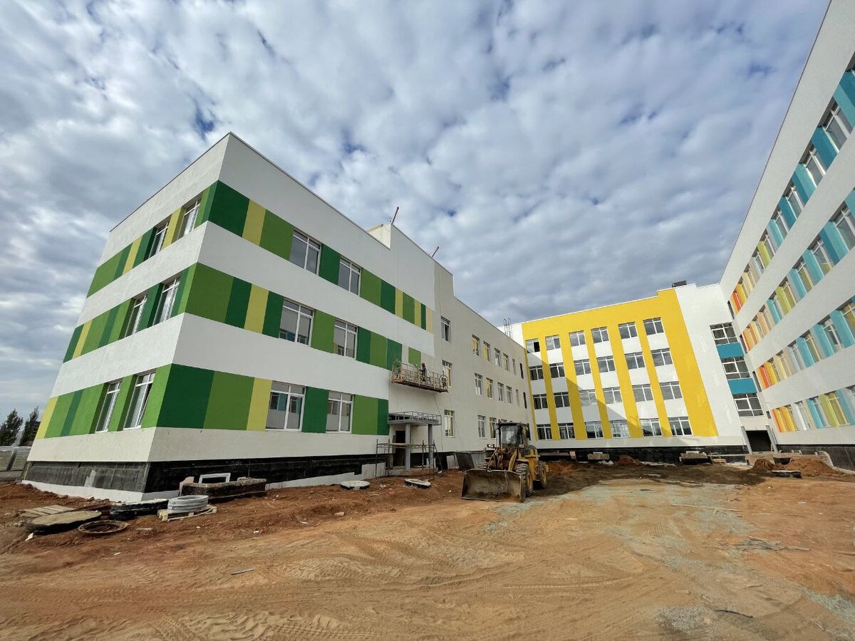    Школа в Южном микрорайоне Оренбурга готова на 73%, началась внутренняя отделка помещений Андрей Севостьянов