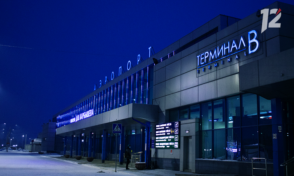 Сколько аэропортов в омске. Аэропорт Карбышева Омск. Аэровокзал Омск. Аэропорт Омск фото. Новый аэропорт Омск.