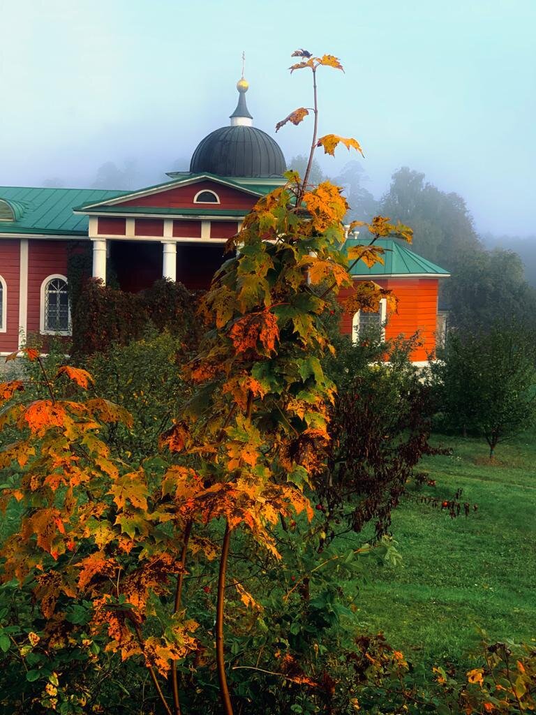 Осень в оптинском скиту