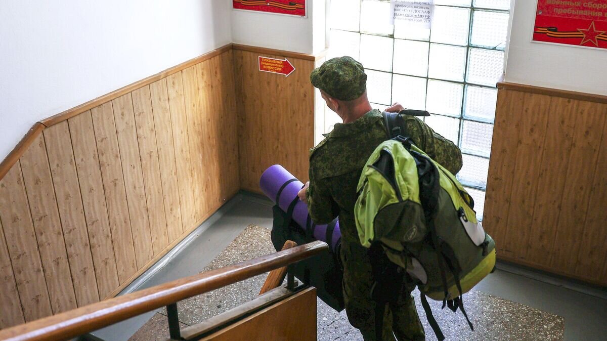    Мужчина, призванный на воинскую службу в ходе частичной мобилизации,© Виталий Тимкив