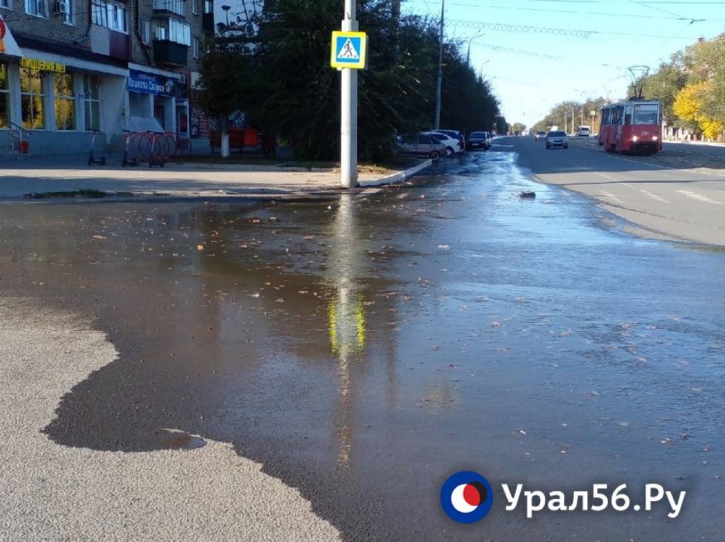    В центре Орска очередной потоп