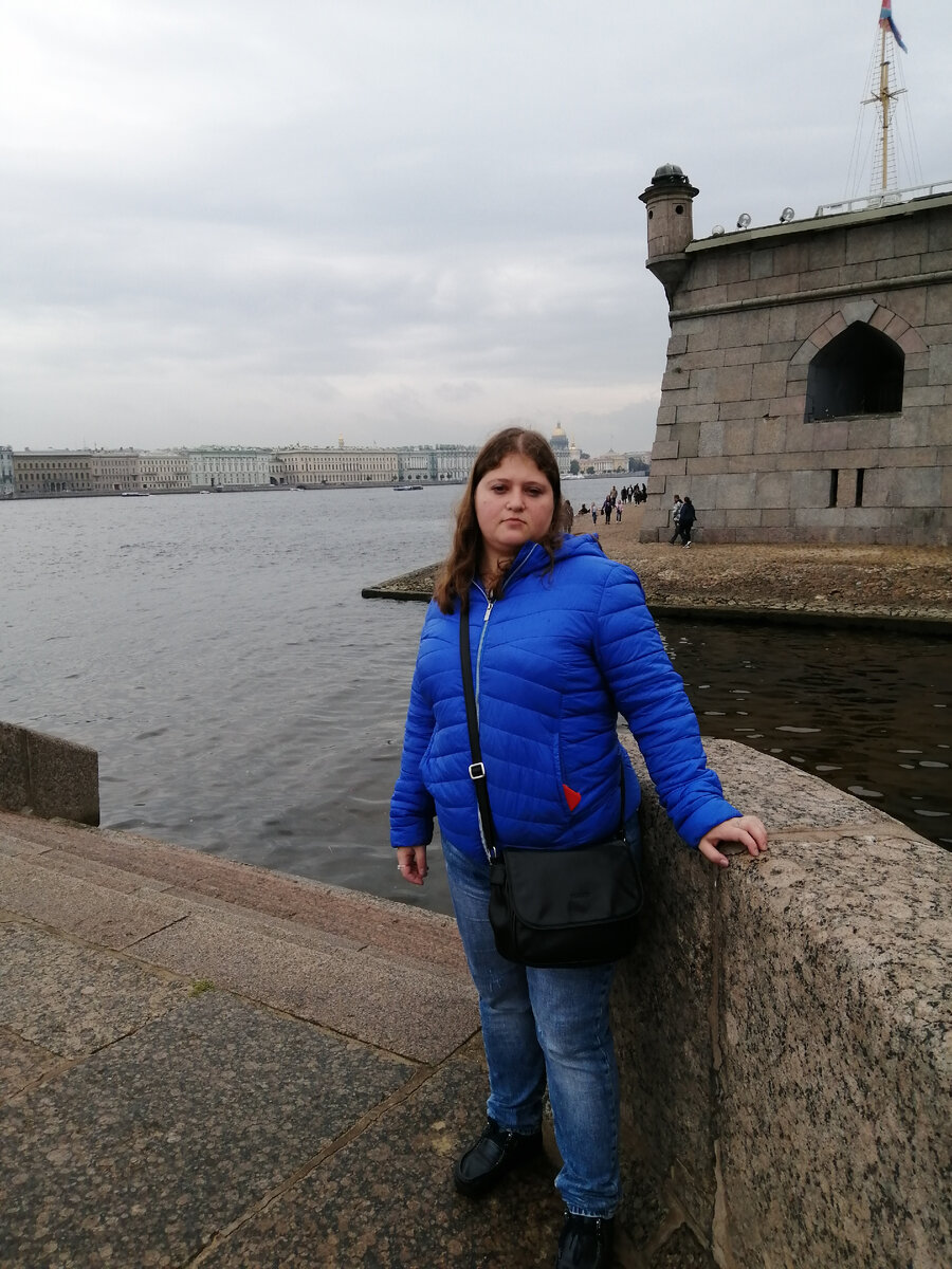 Вид со стороны Петропавловской крепости