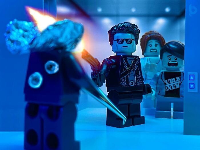 Ошибся лифтом, приятель!