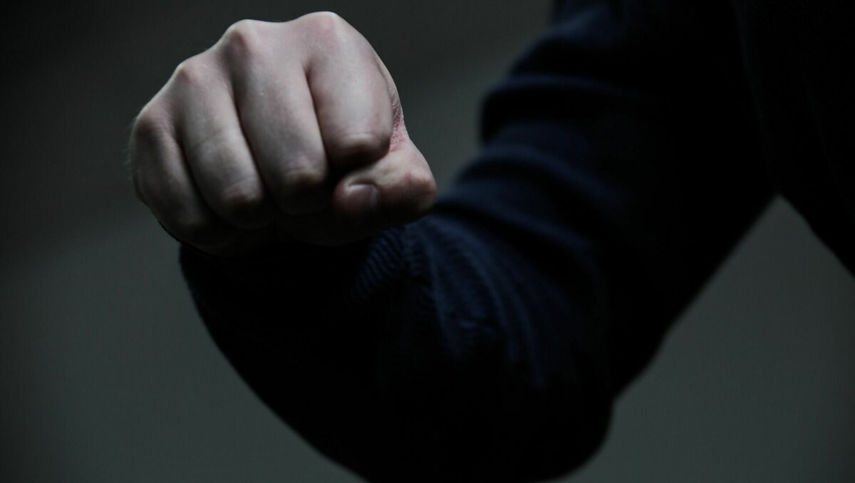     В Таганроге огласили приговор 25-летнему местному жителю, убившему пенсионерку, сообщили в УСКР по региону.