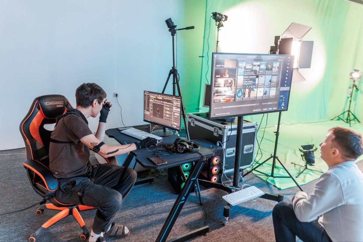 Фото: телеграмм-канал главы Минвостокразвития Алексея Чикункова. Креативный кластер в Якутии «Квартал труда».