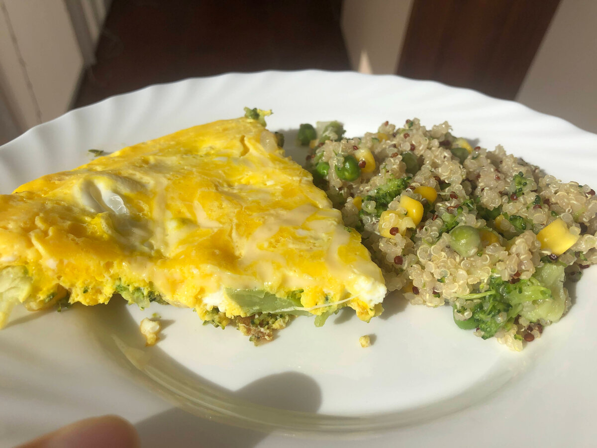Фритатта с офощами  + киноа