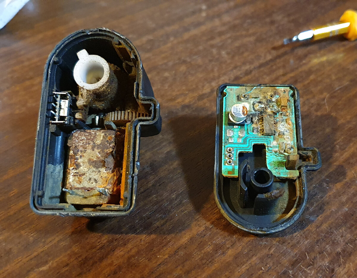 Корректор в разборе