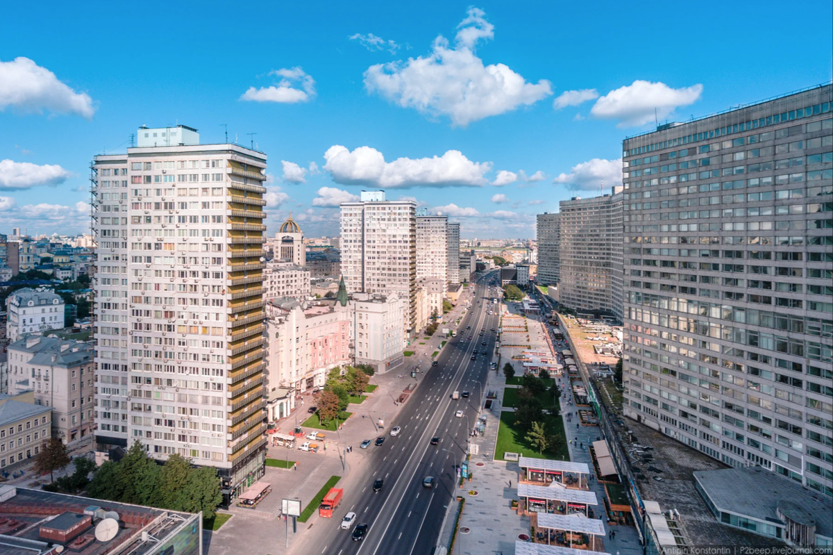 Актуальная москва. Новый Арбат, Москва. Улица новый Арбат Москва. Р-Н Арбат, ул. новый Арбат, 15. Москва дом книжка новый Арбат.