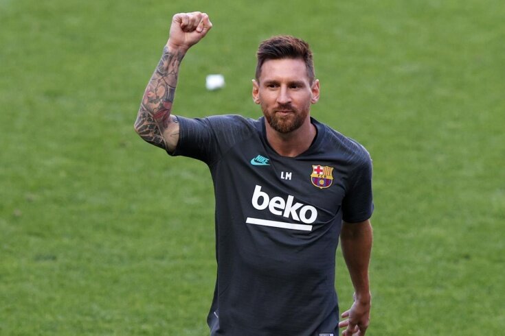 Фото-материалы взяты с источника https://www.championat.com/football/news-4426453-barselona-sdelala-novoe-predlozhenie-lionelyu-messi.html