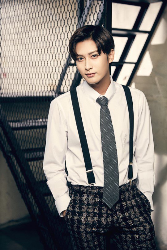 Чертовски привлекательный мужчина