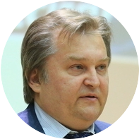 – В нынешней политической ситуации сложно реализовать программу максимум, то есть уйти от нынешней пенсионной системы и перейти к системе распределительной по принципу солидарности поколений. Сейчас нужно решать проблему дефицита Пенсионного фонда. Мы предлагаем дополнить пенсионною систему накопительной составляющей. Чтобы люди смогли сами пополнять свои пенсионные счета через специальные механизмы, – отметил Михаил Емельянов.