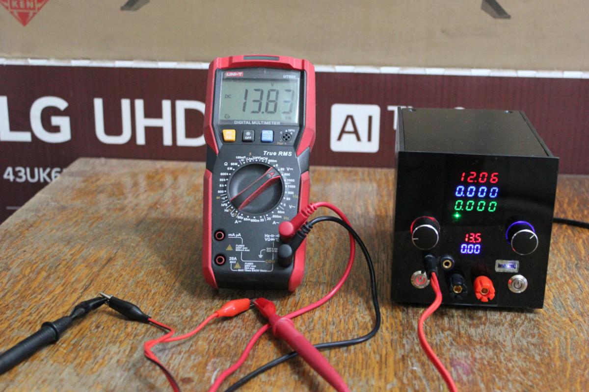 Друг начал собирать Лабораторник своими руками. Показываю, что из это ...