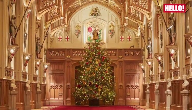 Ель в Георгиевском зале. Фото с сайта hellomagazine.com