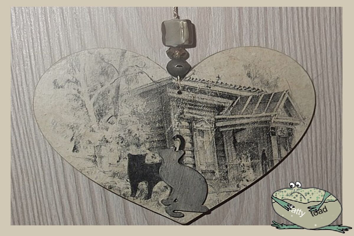 Кошки в деревне...Просто распечатка с компьютера и силуэты кошек.