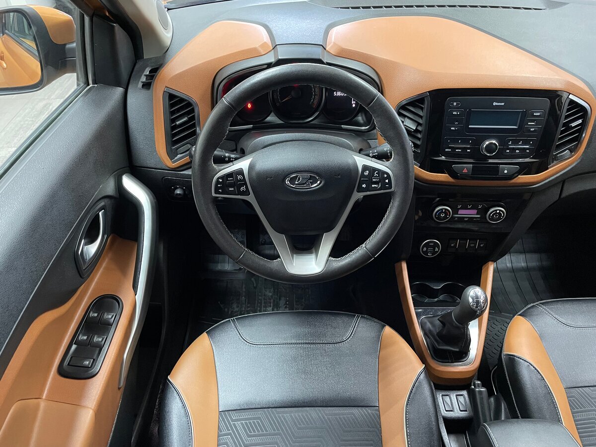 Lada XRay. Источник иллюстрации - auto.ru