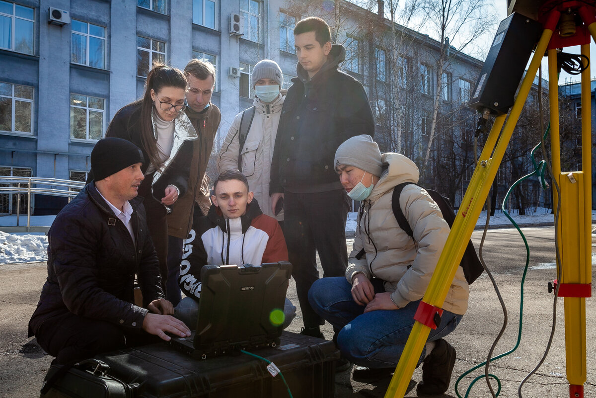 Будущие маркшейдеры и геодезисты осваивают дополнительные компетенции в  научном объединении «Алидада» | Иркутский политех | Дзен