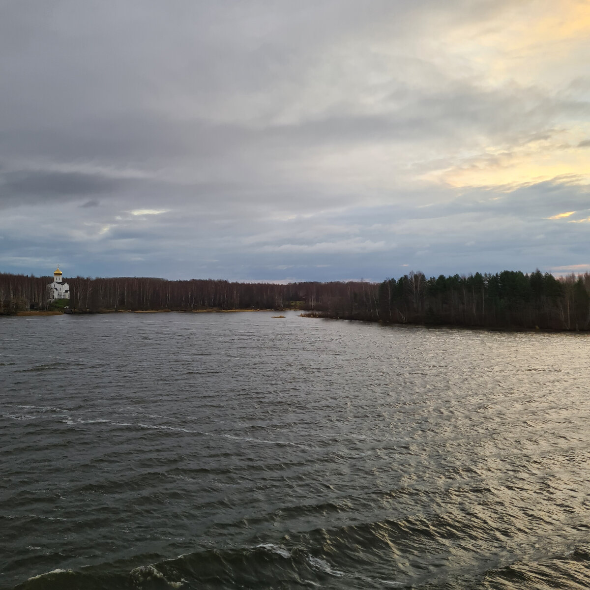 Виды из окна каюты потрясающие