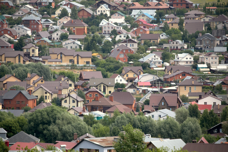 Земельные участки оказались самым устойчивым сегментом недвижимости, вне зависимости от внешнеполитических и экономических факторов, и, в отличие от вторичного рынка, не «впали в кому». Фото: «БИЗНЕС Online»