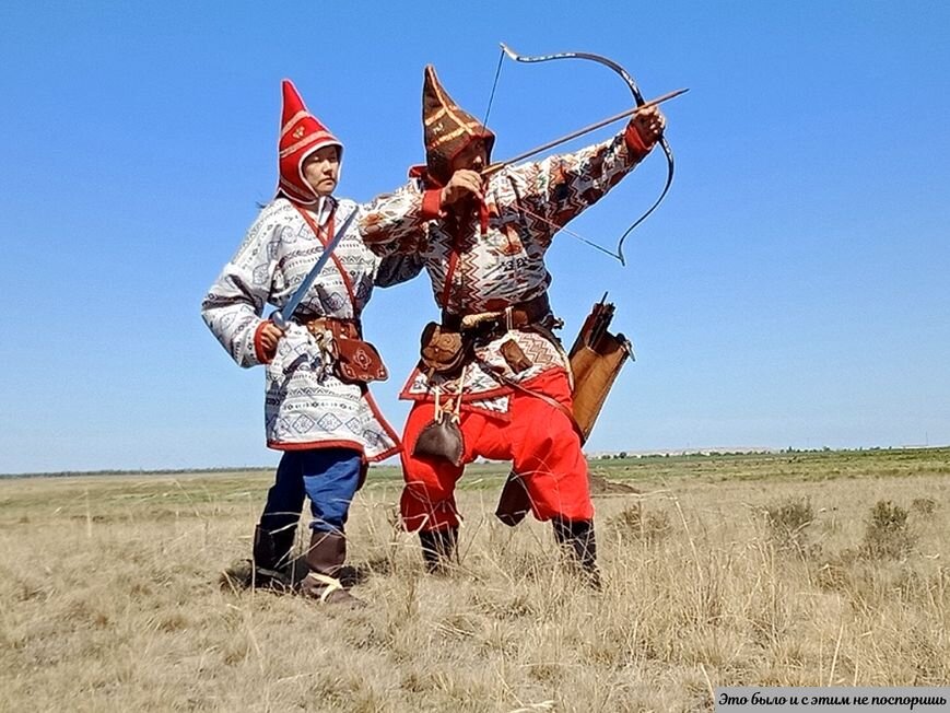 Саки-тиграхауда – народ, первым влившийся в «империю» усуней. https://clck.ru/sWWHP 