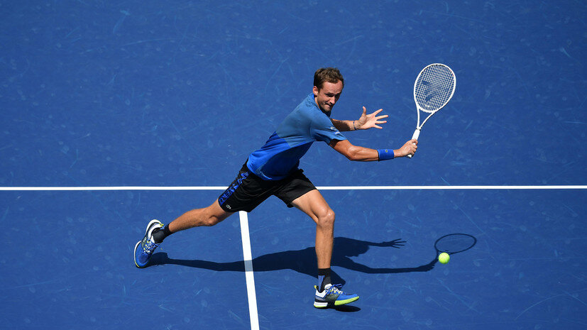   globallookpress.com Panoramic/Keystone Press Agency