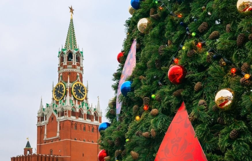    Кремль осудил отмену Нового года из-за военной операции на Украине
