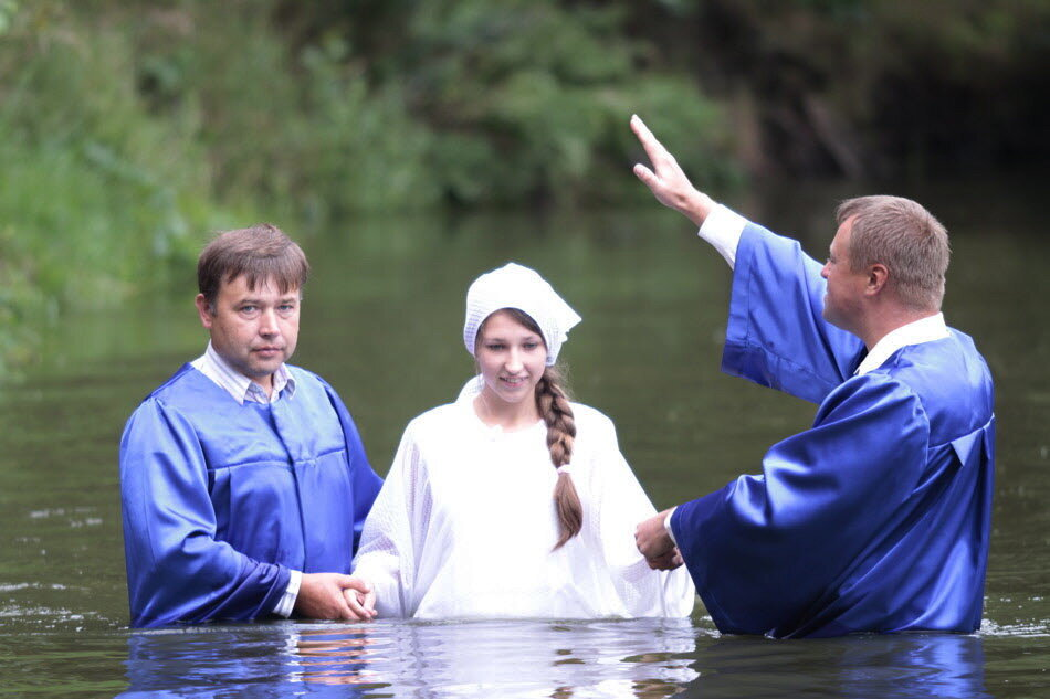 Чем отличаются баптисты от православных