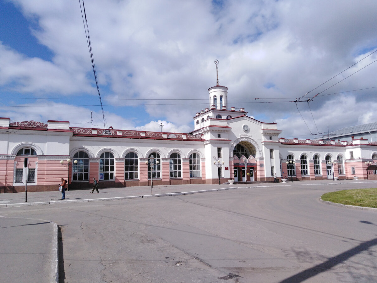 ЖД вокзал. Йошкар-Ола. Июнь 2020