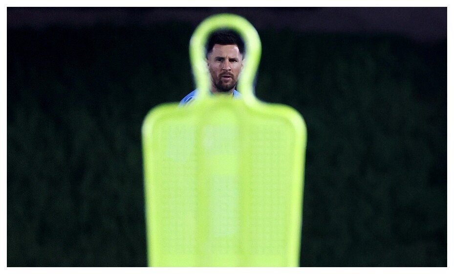    Лионель Месси вернулся в общую группу. Фото: Reuters