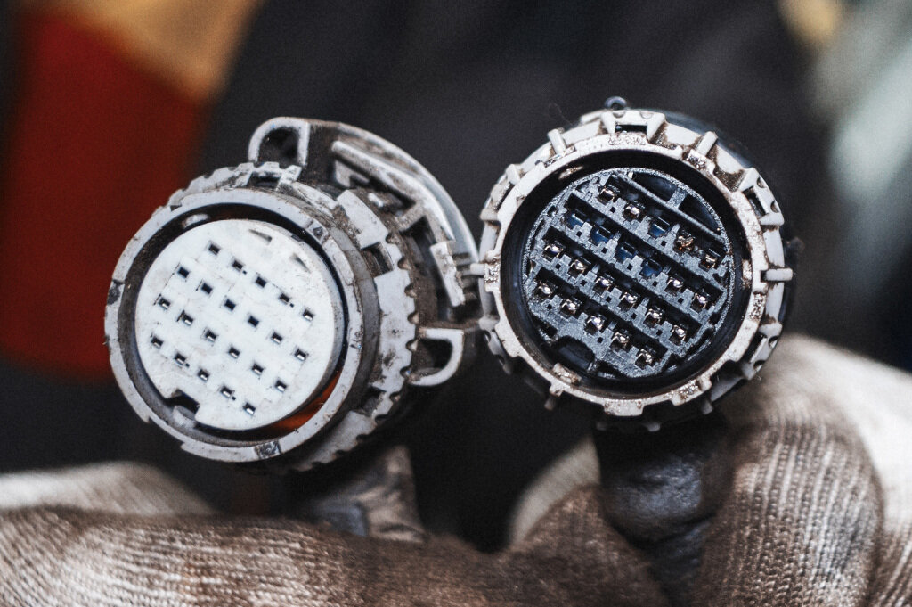 Подогнутые пины – основа плохого контакта