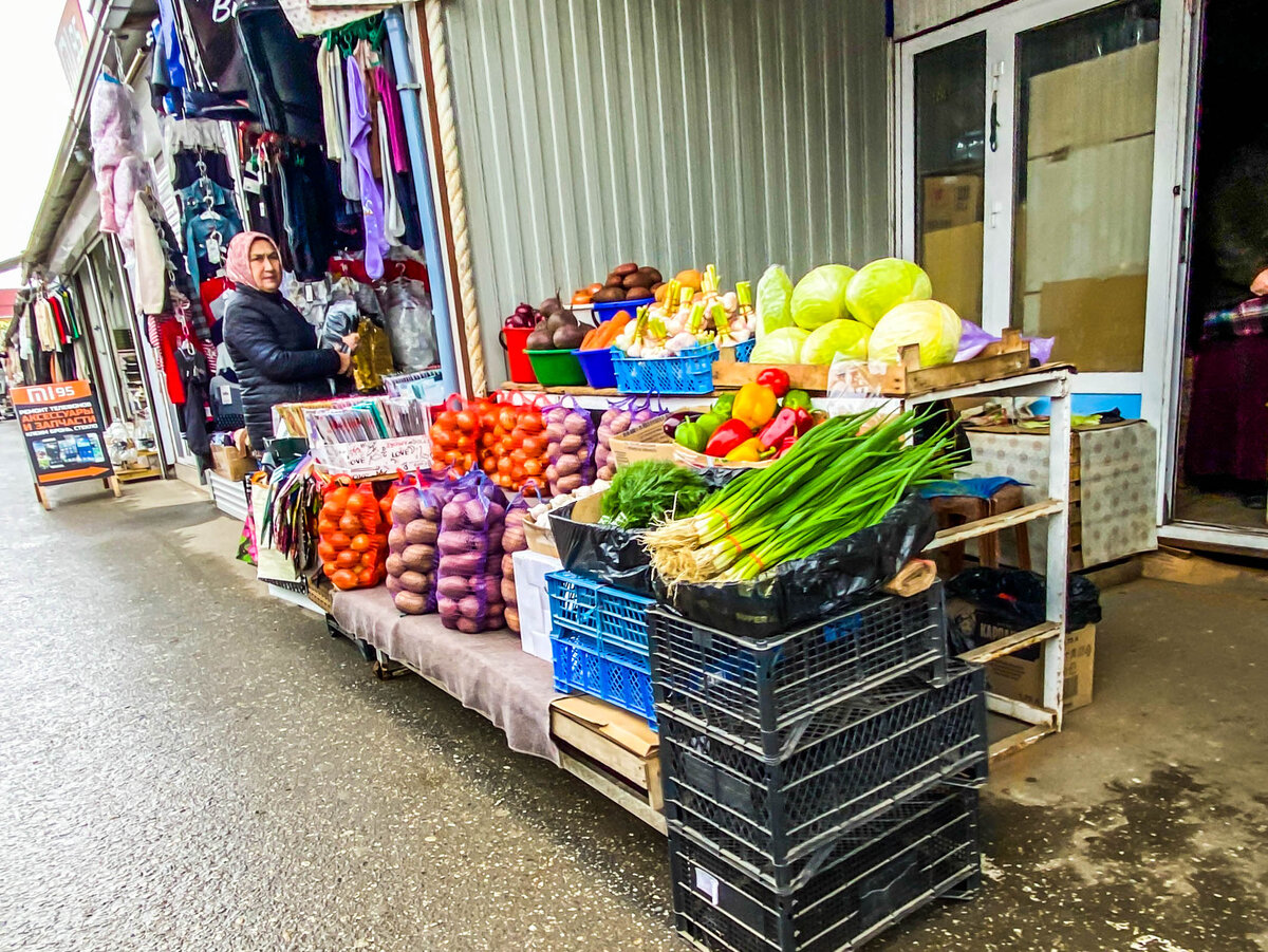 Беркат грозный. Рынок Беркат. Рынок Беркат продукты. Город Грозный рынок Беркат.